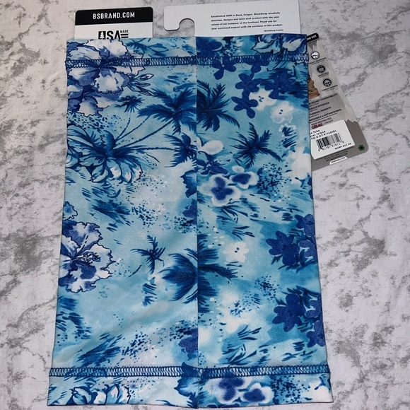 NWT Blackstrap Kids Tube Dual Layer Facemask Facegear 
Ages 2-7 - Picture 2 of 7